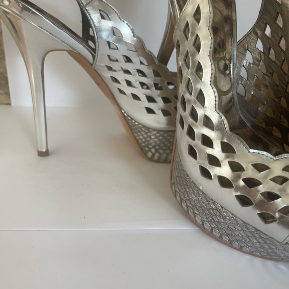 Sam Edelman Shoes - Sam Edelman Metallic Platform  Sandals  Size 8
